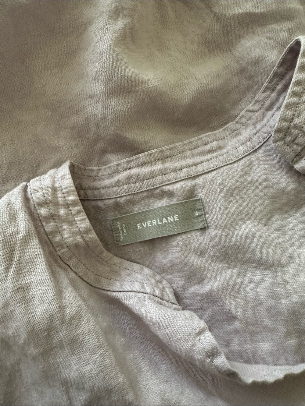 EVERLANE Light Lavender Purple  V-Neck cap Sleeve Linen Top size 6 - Picture 4 of 4